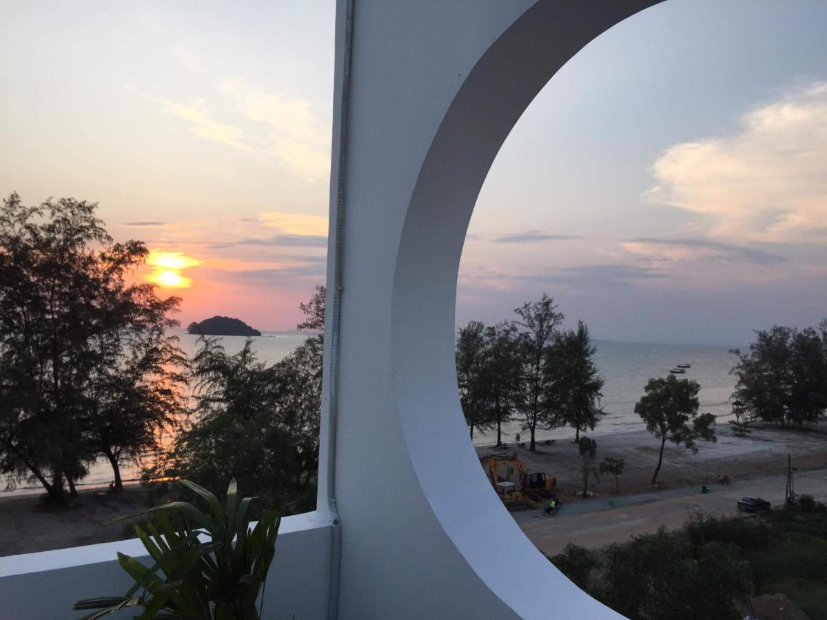 Naia Resort Sihanoukville Bagian luar foto